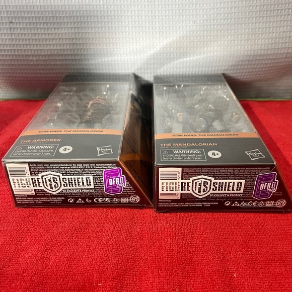 🔥 Star Wars Black Series Figure The Armorer & Mandalorian Figures W/Case - Picture 8 of 8